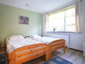 Schlafzimmer-II