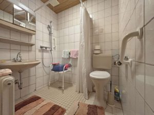 Bad 2 Wohnung 2