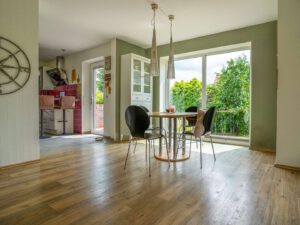 Wohn,- und Esszimmer