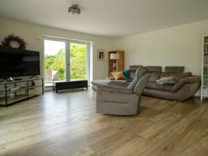 Wohn,- und Esszimmer