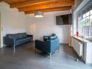 Wohn-. und Esszimmer