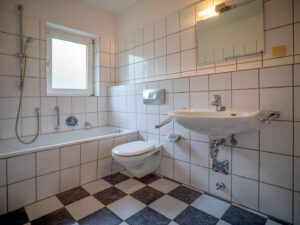 Badezimmer unten