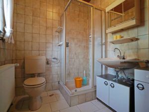 Badezimmer Wohnung 1