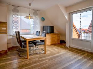 Wohn,- und Esszimmer