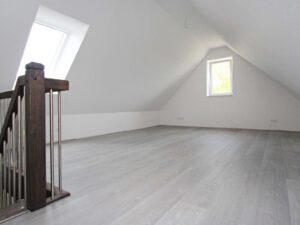 Schlafzimmer DG