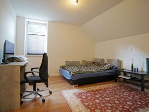 Schlafzimmer-II
