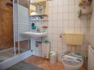 Badezimmer Wohnung 2
