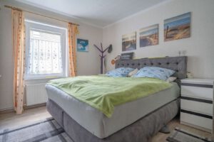 Schlafzimmer EG