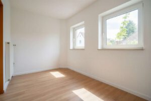 Büro-oder-Ankleide-EG - (KI generiert)