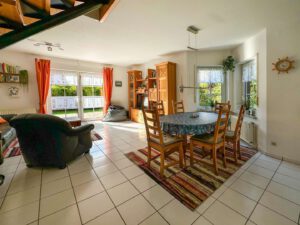 Wohn,- und Essbereich