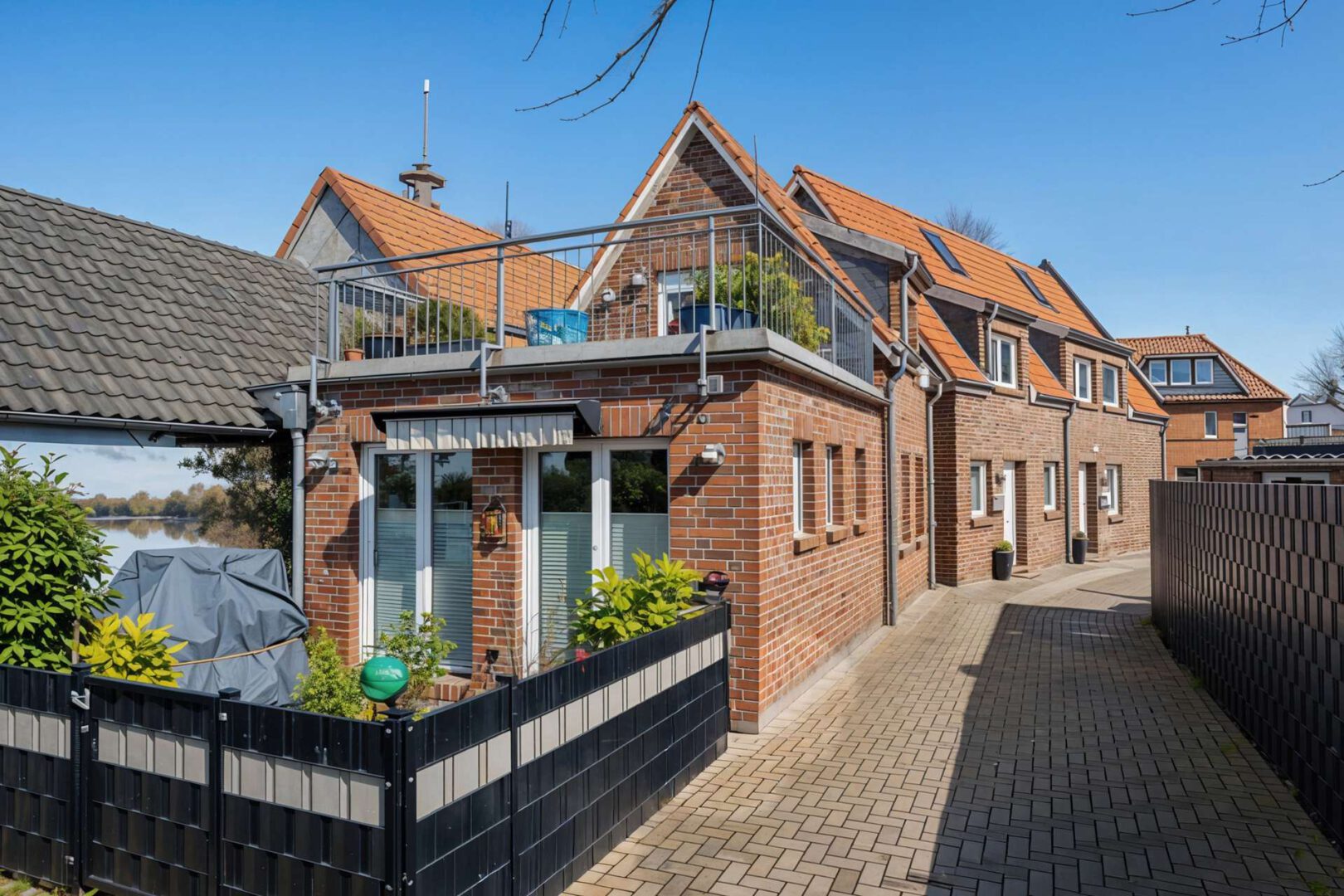 Rückansicht (KI optimiert)