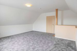 Gästezimmer über der Garage