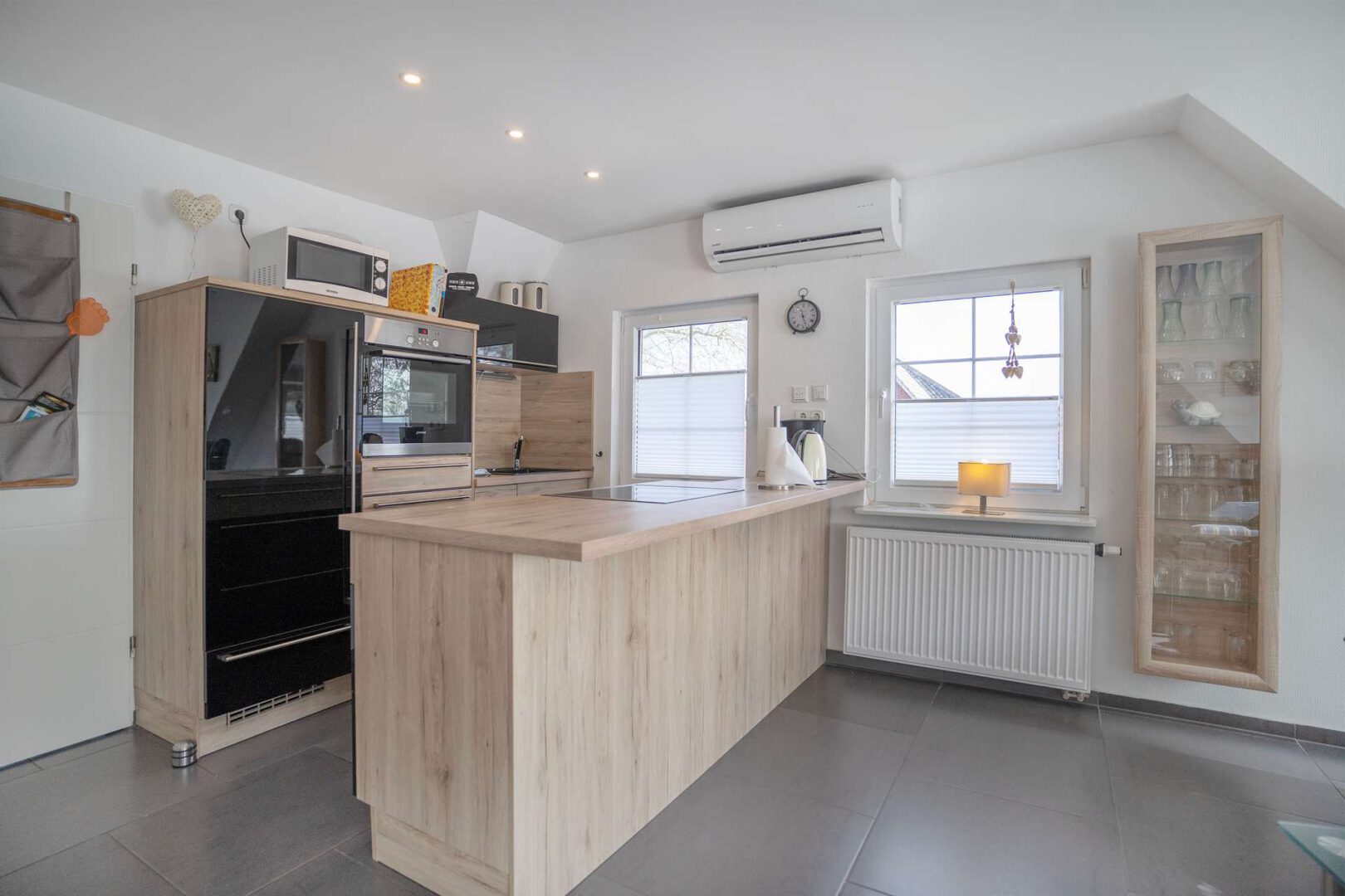 Kochbereich_Wohnung-DG