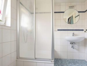 Badezimmer - (KI generiert)