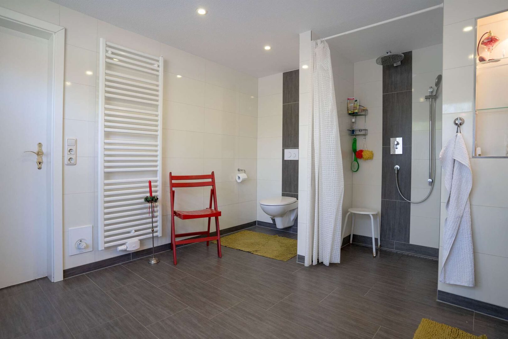 Badezimmer EG