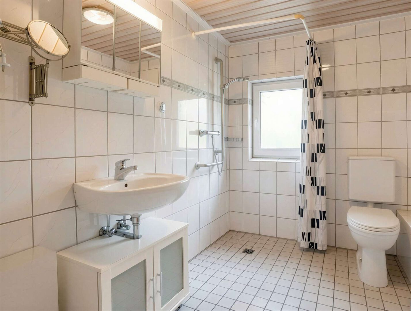 Badezimmer - Wohnung 1