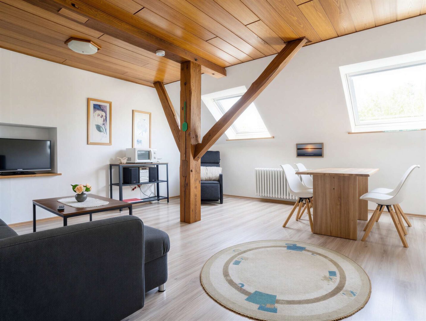 Wohnzimmer - Wohnung 2