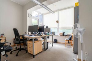 Büro 4
