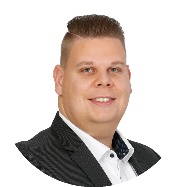 Herr Dennis Kutscher